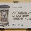 Foto: Targa - L'Antiquarium di Castrum Truentinum (Martinsicuro) - 26